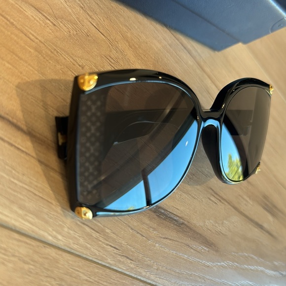 Louis Vuitton women Sunglasses - Picture 7 of 12